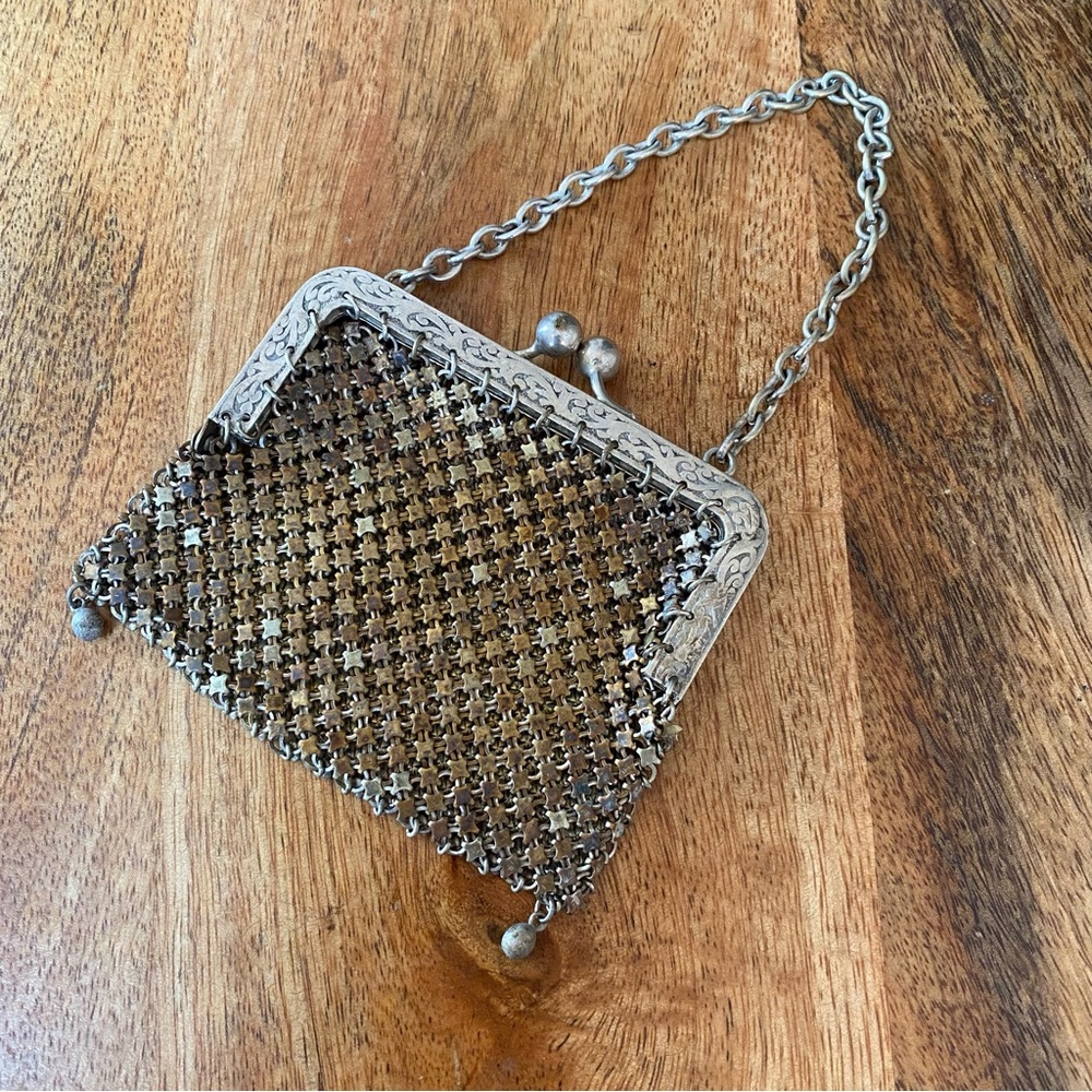1900s Antique German Silver Chain Mail Purse Kiss Lock Closure